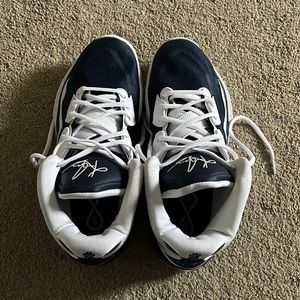 Kryie Basketball Shoes